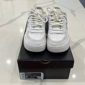 Nike Air Force 1 shadow